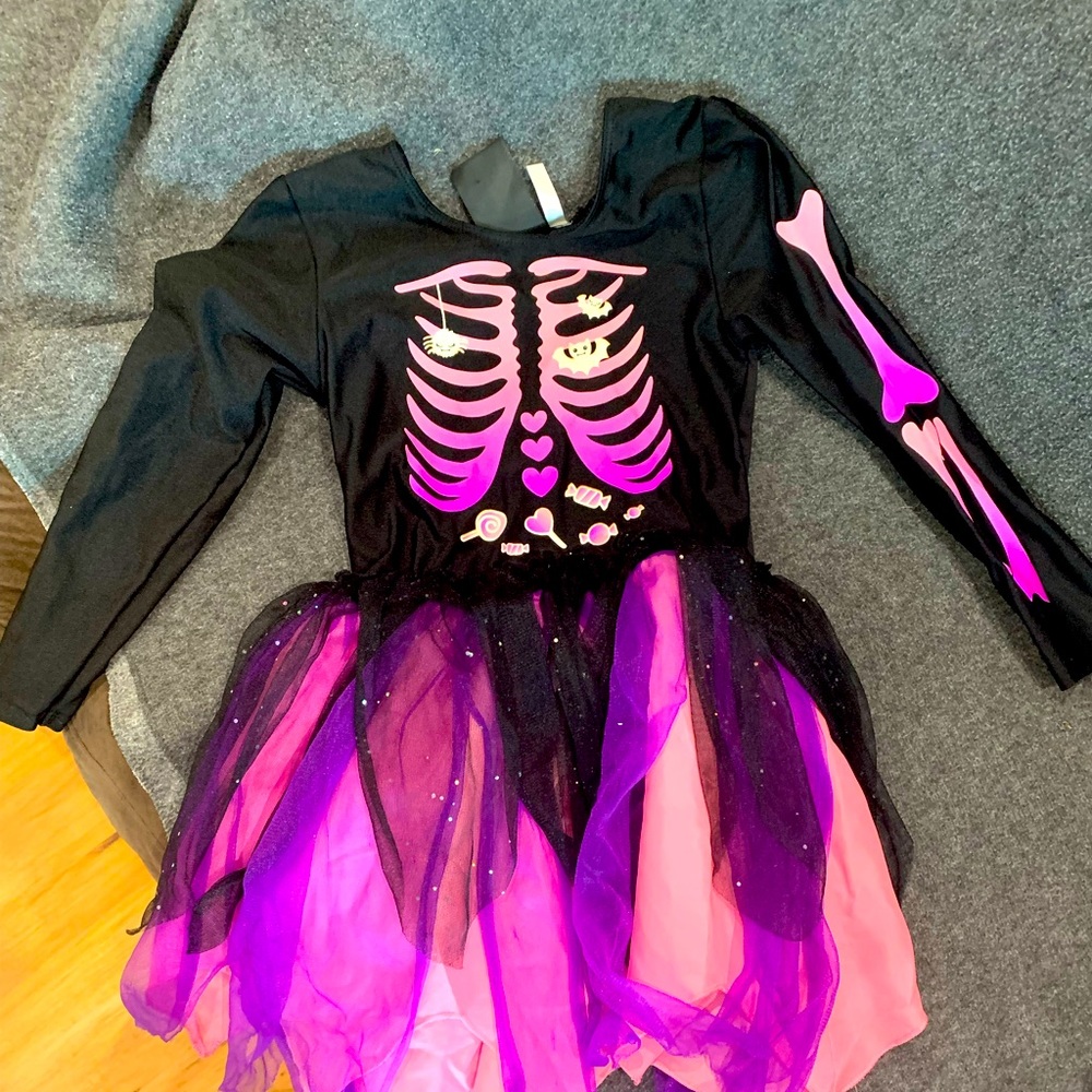 H&M Halloween skeleton dress 💜